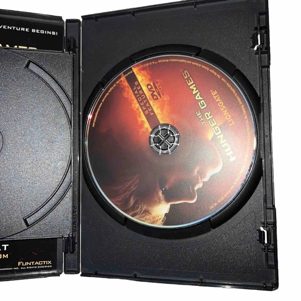 The Hunger Games (DVD, 2012, 2-Disc Set) - Picture 4 of 4